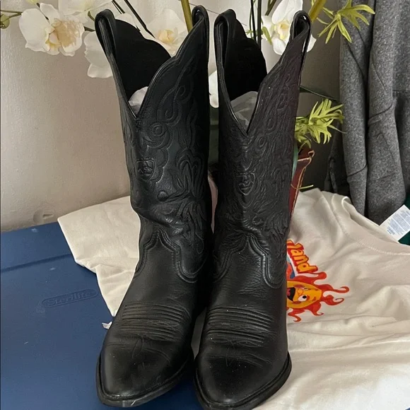 Ariat Heritage R Toe Western Boots - Picture 5 of 8